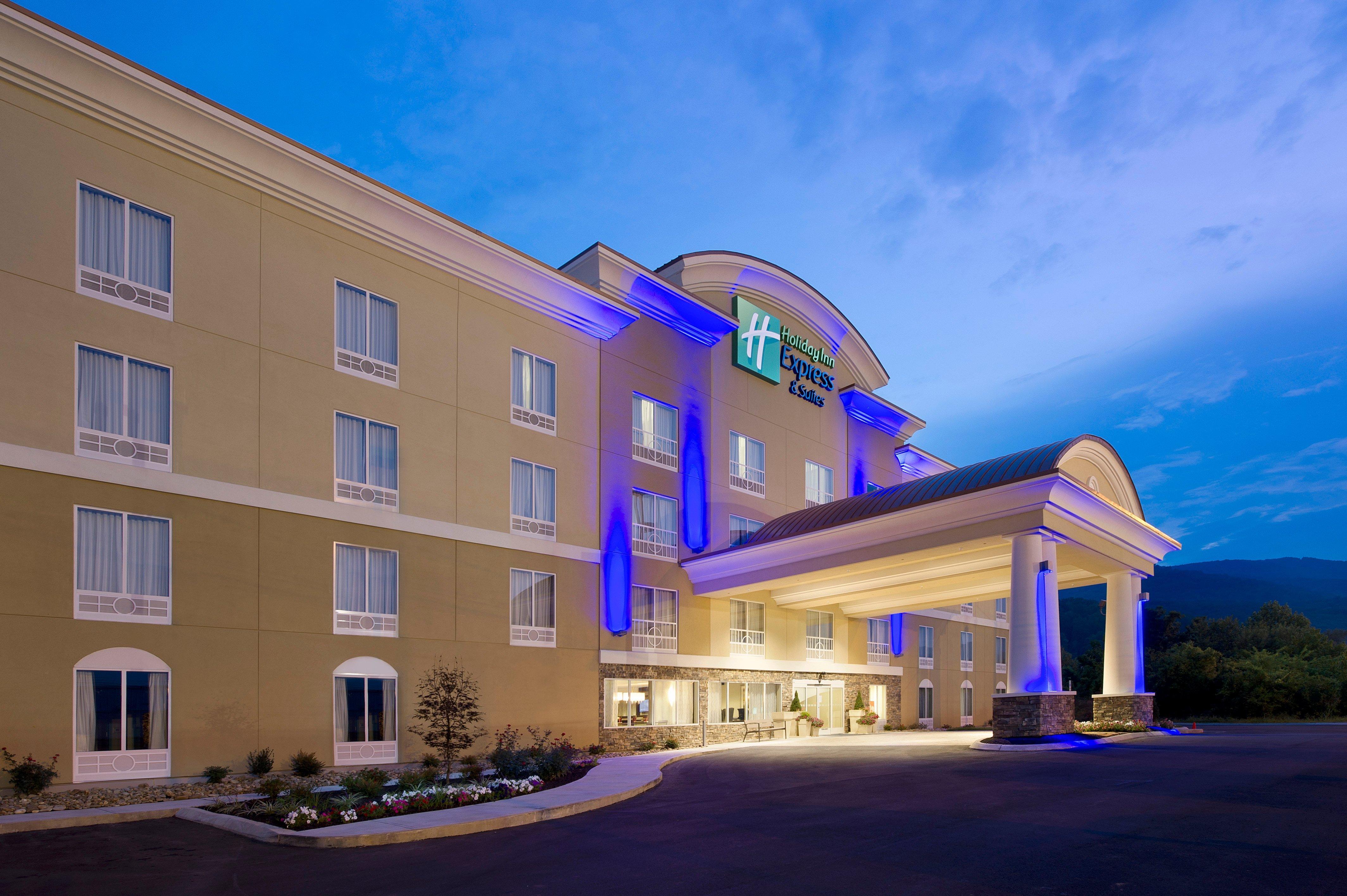 Holiday Inn Express & Suites Caryville, An Ihg Hotel Экстерьер фото